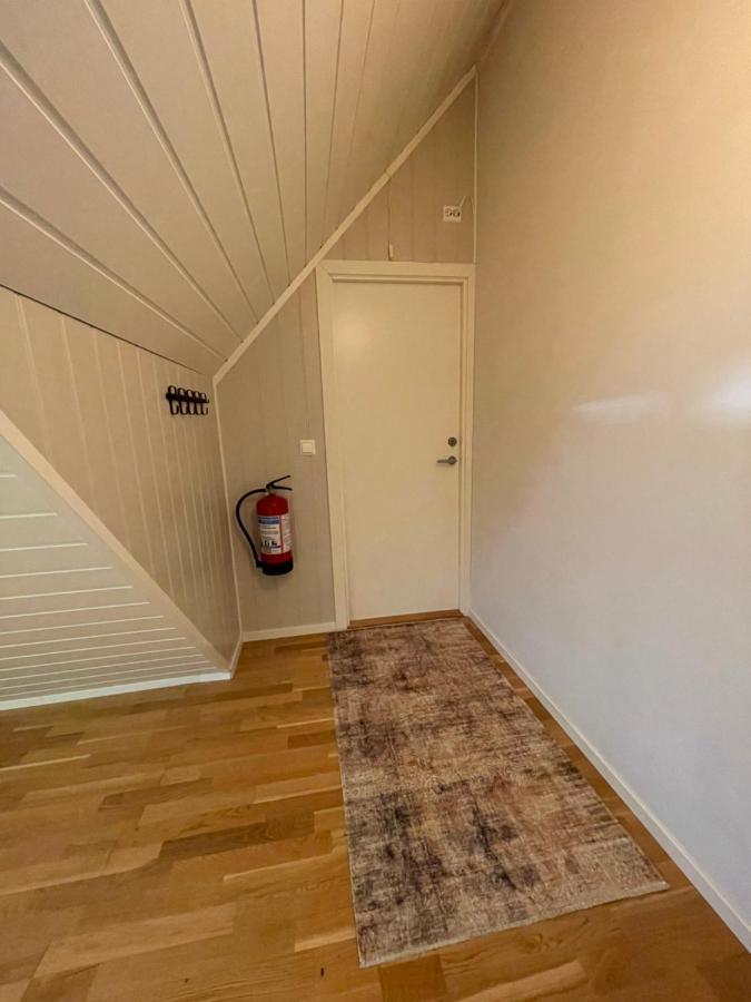 Presttind - Studio Apartment With Free Parking Narvik Bagian luar foto