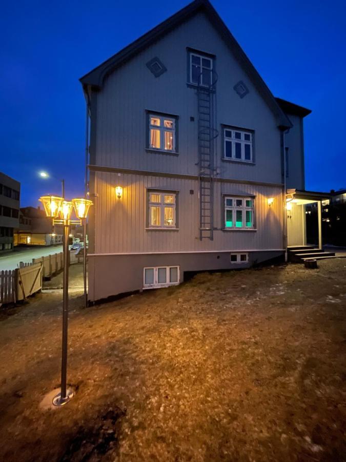 Presttind - Studio Apartment With Free Parking Narvik Bagian luar foto
