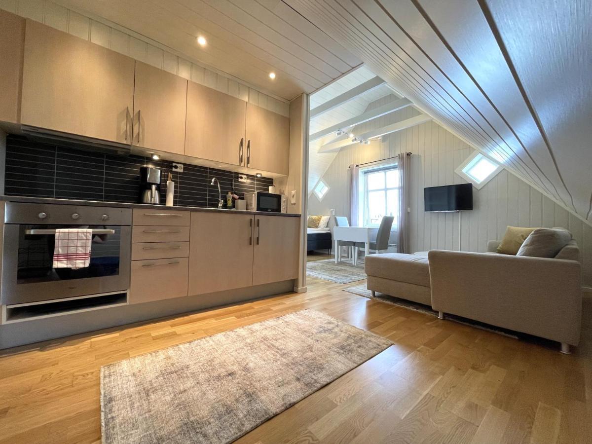 Presttind - Studio Apartment With Free Parking Narvik Bagian luar foto